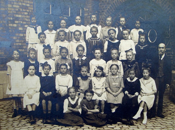 Schulbild 1919 - 20